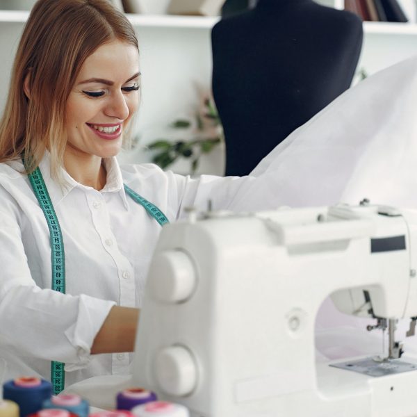 Fastening method. Bodice.